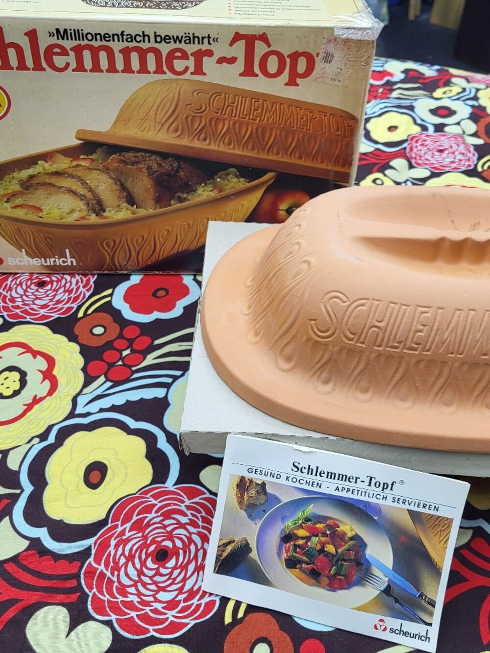 SchlemmerTopF Terracotta Clay Baker